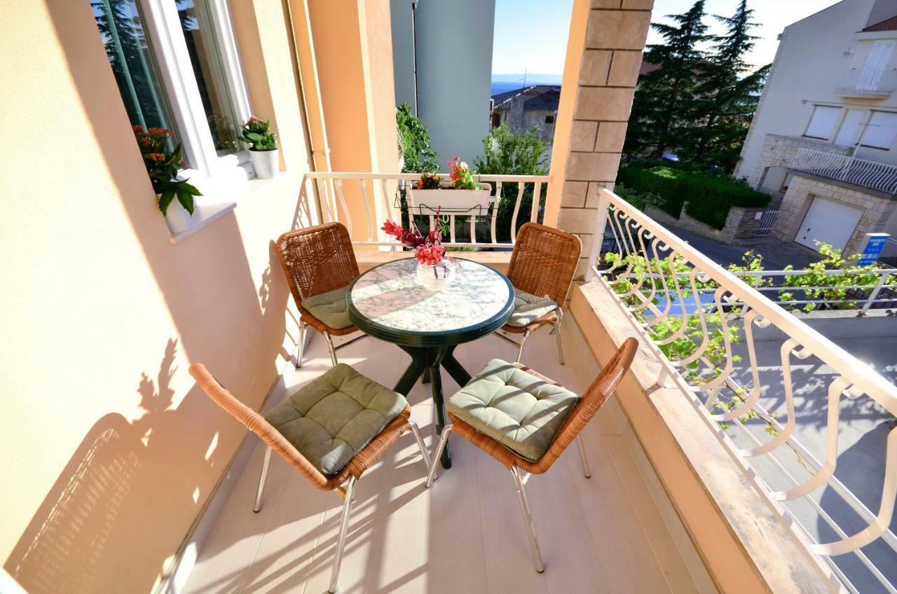 Apartments Vekic Makarska Habitación foto