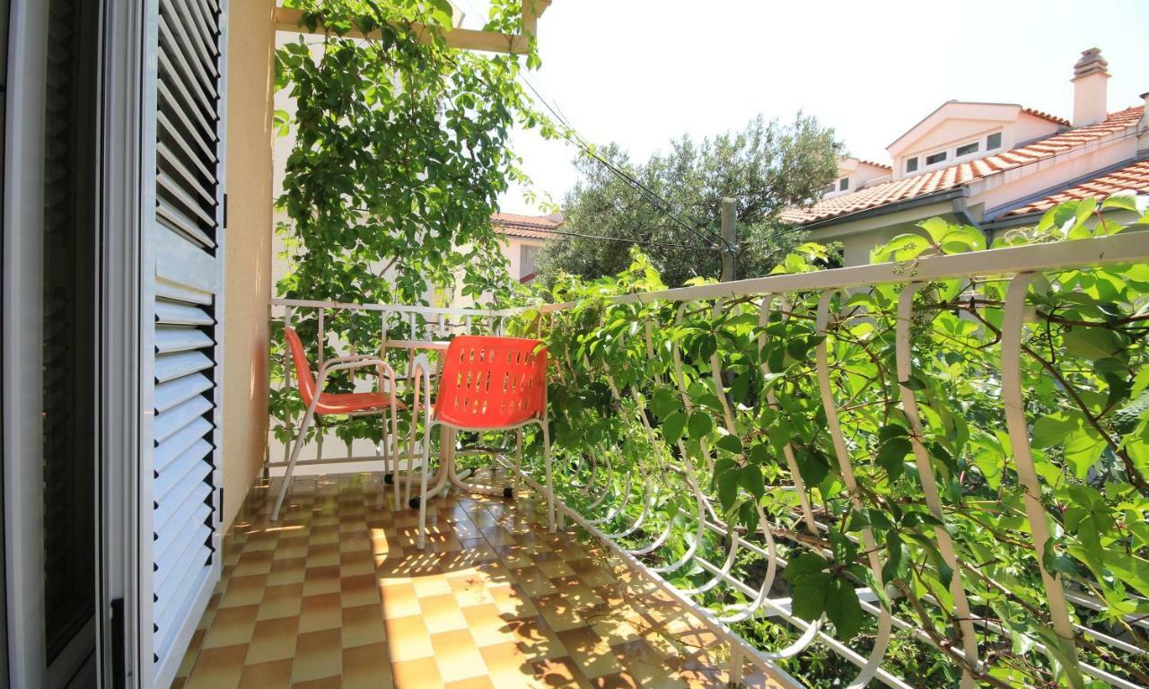 Apartments Vekic Makarska Exterior foto